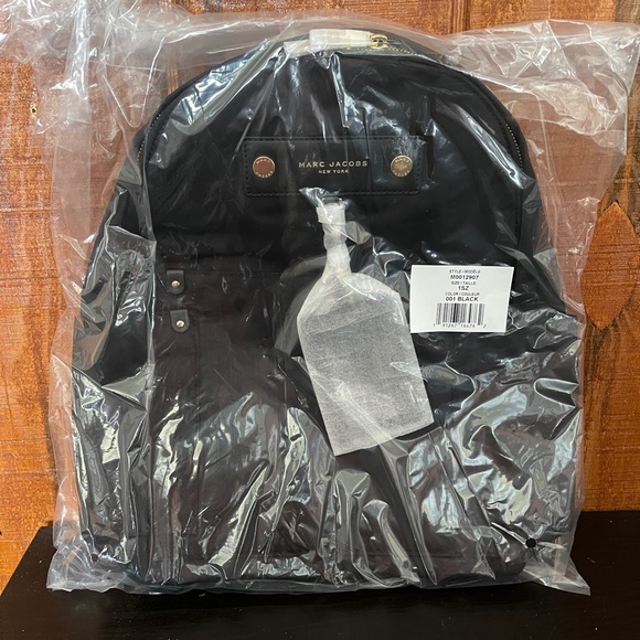 Marc Jacobs Preppy Nylon Backpack - Black - Picture 6 of 7